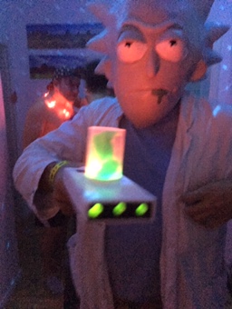  Rick & Morty portal gun costume